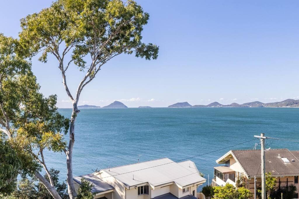 Tranquil Escape - Koala Hotspot - 2 Bed 2 Bath Apt Spectacular Sea Views Soldiers Point Exterior foto