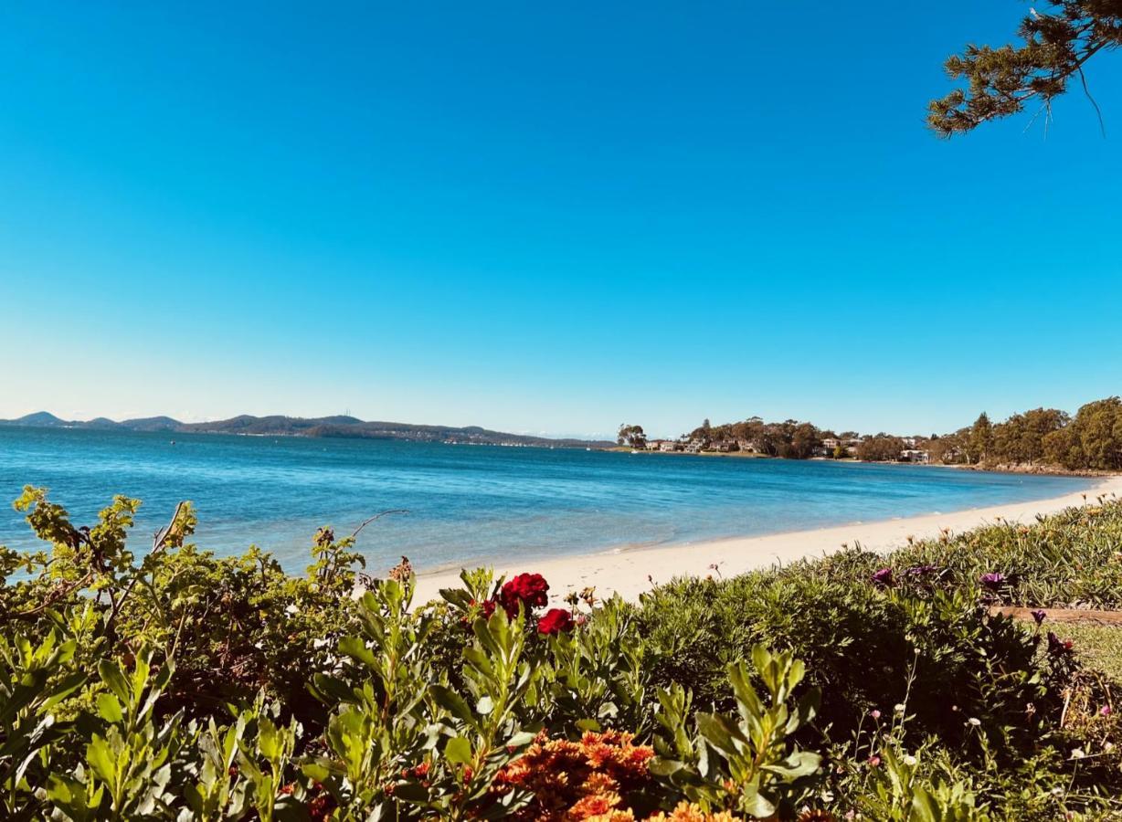 Tranquil Escape - Koala Hotspot - 2 Bed 2 Bath Apt Spectacular Sea Views Soldiers Point Exterior foto